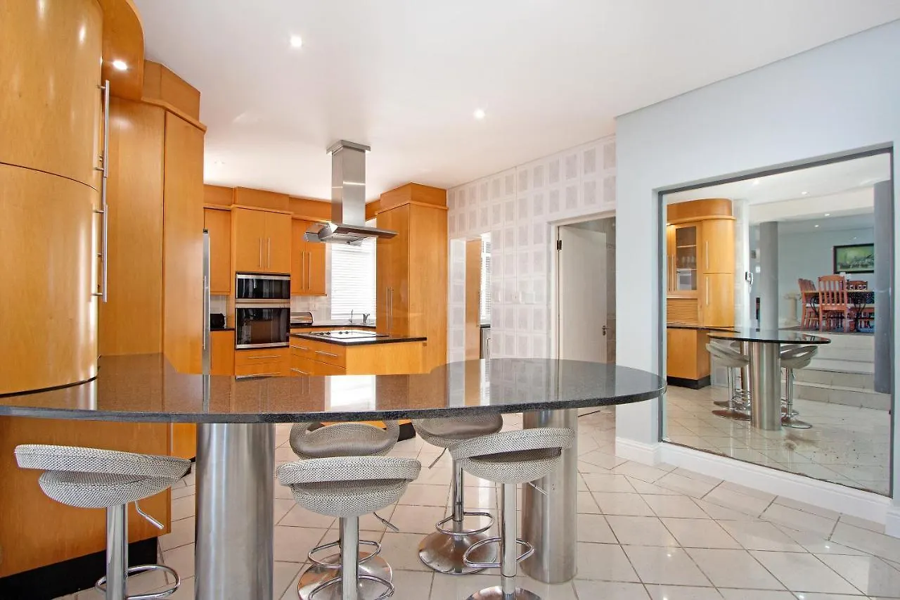 Windblom Retreat By Hostagents Villa Cape Town Holiday home